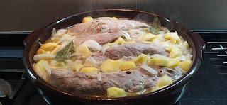 Tartera con el solomillo y los ingredientes