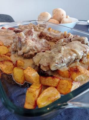 Costillas de cerdo en salsa