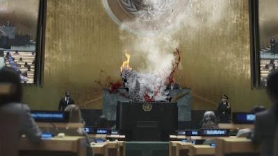 Un meteorito cae sobre la Tierra y mata al dinosaurio que hizo el discurso en la ONU