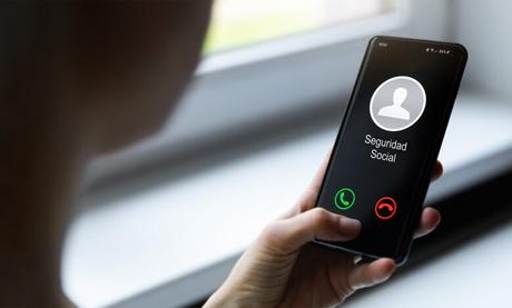 La Seguridad Social alerta: Si te llaman pidiendo que instales una app para cobrar una prestación, es una estafa