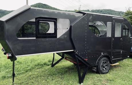 De las casas rodantes, la Campervan Raptor XC parece pequeña, pero no... 2