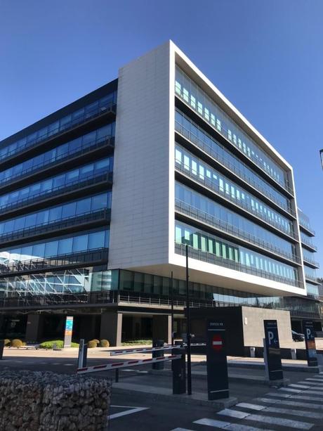 AVON inaugura nuevas oficinas en España con un modelo híbrido de teletrabajo, open space y hot desking