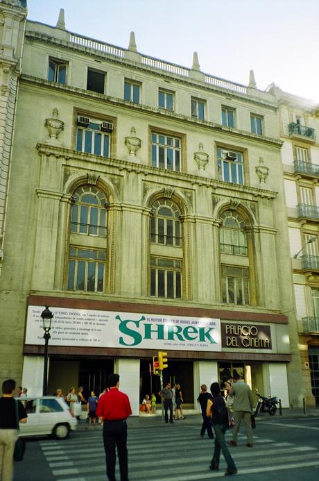 El cine Palacio del Cinema: de teatro a oficinas