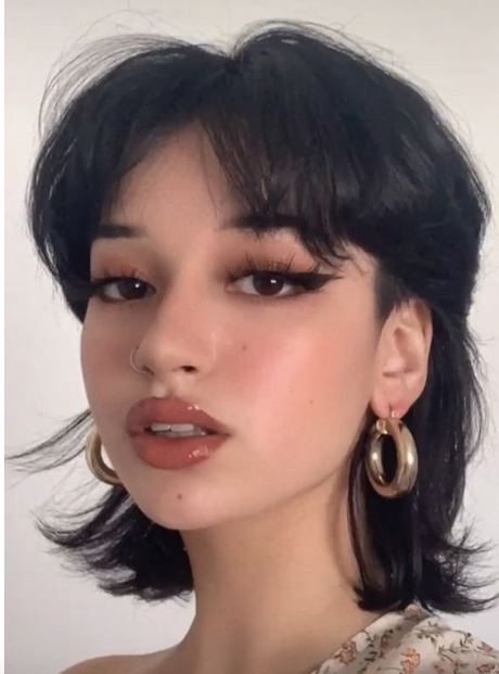 Trending Topic: volviendo a los 80 con el corte mullet. Trending Topic: volviendo a los 80 con el corte mullet.