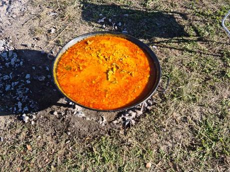 Paella en Finca Las Hazas