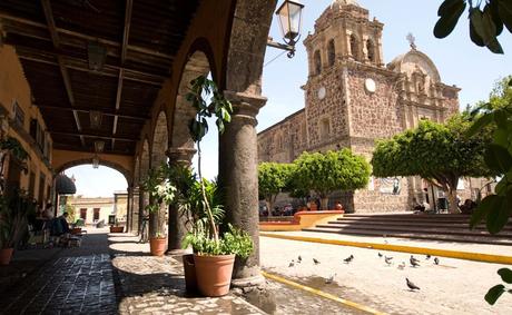 ¿Cómo se transforma una ciudad en inteligente? El ejemplo de la ruta del Tequila y la planificación estratégica del uruguayo Federico de Arteaga tequila-pueblo-inteligente