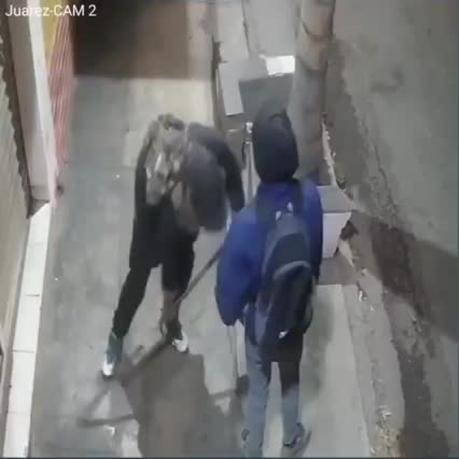 (video) Rateros asolan negocios en Avenida Juárez