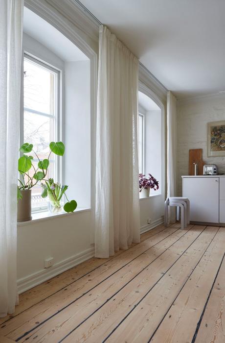 delikatissen scandinavian interiors scandinavian decor scandi apartment mid-century modern decor mid century modern furniture estilo mid-century modern diseño nórdico diseño moderno diseño escandinavo diseño danés design furniture decoración mid century modern apartamento sueco nórdico apartamento de diseño  