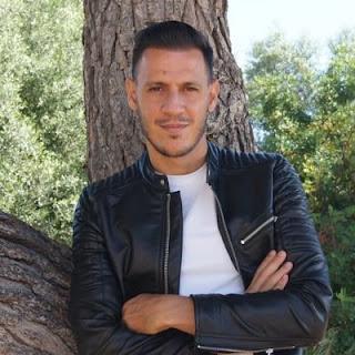 La vida secreta de Sarah Brooks (Santiago Vera)