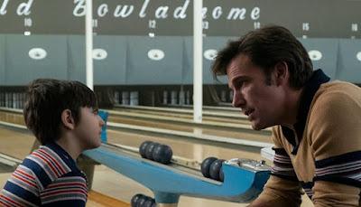 TENDER BAR, THE (EL BAR DE LAS GRANDES ESPERANZAS) (USA, 2021) Biográfico, Vida Normal