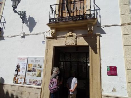 De ronda por Ronda, la ciudad malagueña partida por un tajo de 100 metros