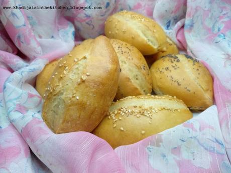 PETITS PAINS / BREAD ROLLS / PANECILLOS / خبيزات