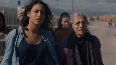 EN EL FUEGO (IM FEUER) (HERMANAS APARTE) (Alemania, Grecia; 2020) Drama, Bélico