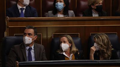 “La reforma laboral” aprobaba en el Congreso, en una tarde de locos. “La reforma laboral” aprobaba en el Congreso, en una tarde de locos.