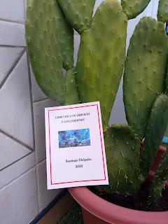 Libro de los árboles y los jardines Libro de los árboles y los jardines