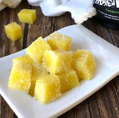 Embajadora en la fira del oli de les Borges Blanques 2022. Gominolas de Aceite (AOVE)