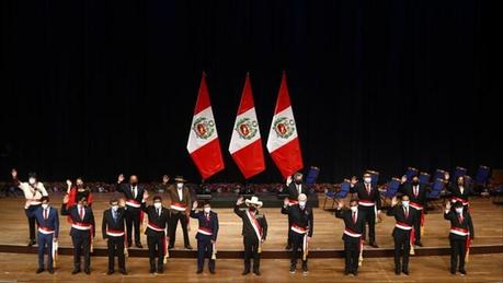 Pedro Castillo tomó juramento al cuarto gabinete liderado por Aníbal Torres y con seis nuevos ministros