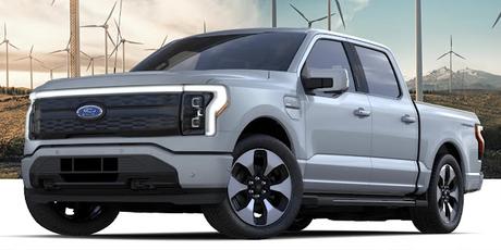 El CEO de Ford comunico que si produjera suficientes vehículos eléctricos competiría con Tesla.