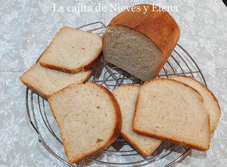 Pan de molde 100% masa madre