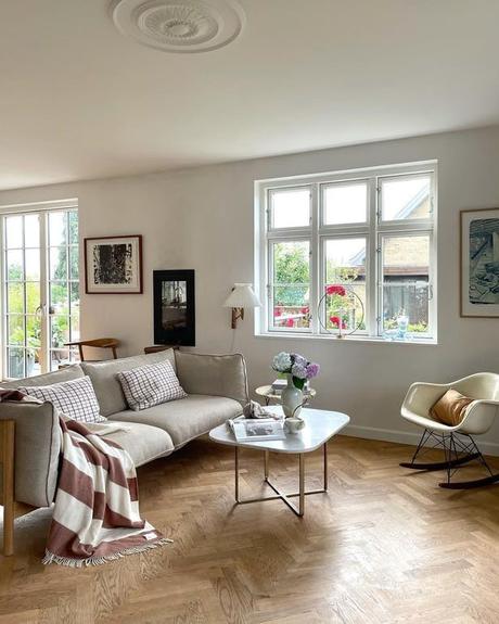 delikatissen villa danesa scandinavian luxury scandinavian lamps scandinavian danish villa muebles de diseño lámparas Louis Poulsen diseño nórdico diseño danés design furniture decoracion nórdica casa danesa decoración escandinava baño de terrazo moderno  