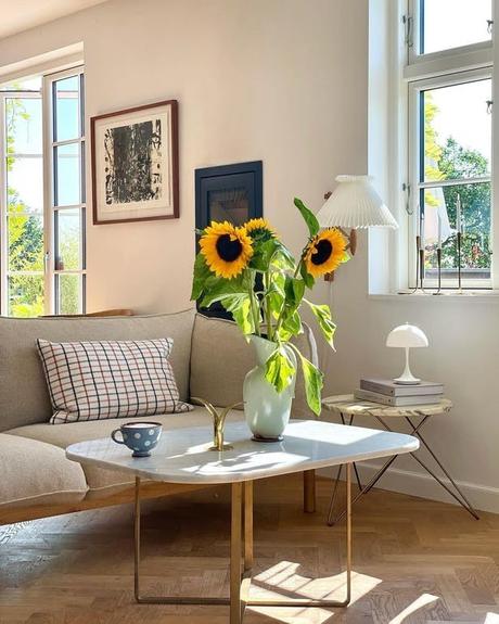 delikatissen villa danesa scandinavian luxury scandinavian lamps scandinavian danish villa muebles de diseño lámparas Louis Poulsen diseño nórdico diseño danés design furniture decoracion nórdica casa danesa decoración escandinava baño de terrazo moderno  