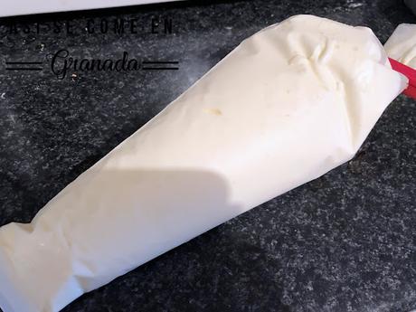 Tronco de tiramisú sin gluten y sin horno