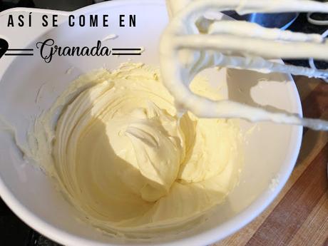 Tronco de tiramisú sin gluten y sin horno