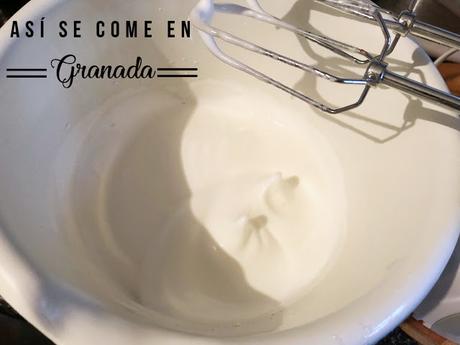 Tronco de tiramisú sin gluten y sin horno