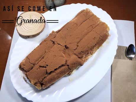 Tronco de tiramisú sin gluten y sin horno