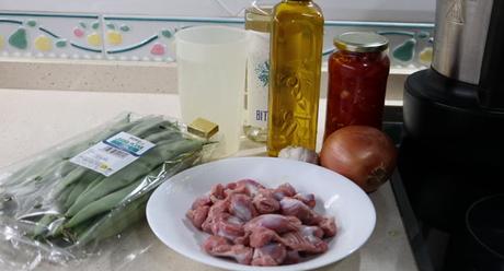 Los ingredientes para hacer judías verdes con molleja en la Mambo