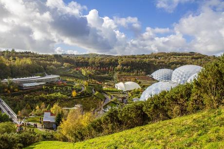 Eden project, una selva tropical construída en una antigua cantera inglesa como centro educativo y turístico 219650437_10157654094381853_1510642657364107671_n