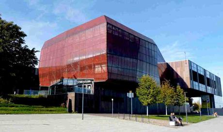 “Centro de Ciencias Copérnico” en Varsovia “Centro de Ciencias Copérnico” en Varsovia