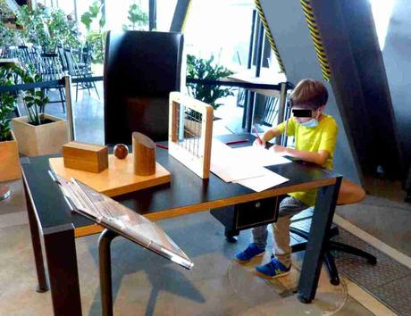 “Centro de Ciencias Copérnico” en Varsovia “Centro de Ciencias Copérnico” en Varsovia