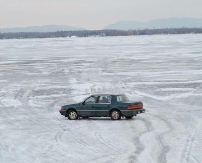 Frozen river + La mujer helada + Las flores de Harrison