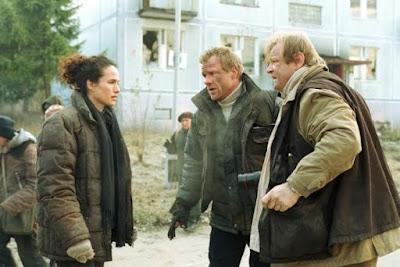 Frozen river + La mujer helada + Las flores de Harrison