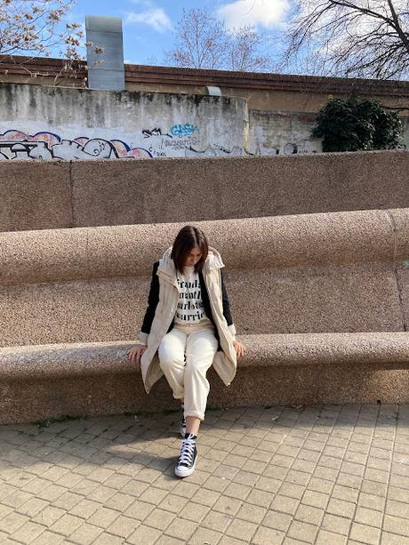 BLACK+WHITE.- BLACK+WHITE.-