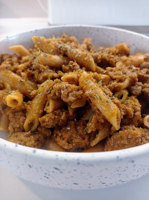 Pasta con boloñesa de ternera