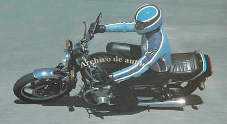 Suzuki GSX400F con 16 válvulas y del año 1982