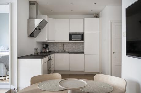 delikatissen tiny japandi apartment japandi style japandi living estilo japandi estilo escandinavo decoración piso pequeño decoración japonesa  