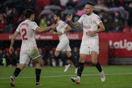 Tres jugadores del Sevilla FC apercibidos de sanción