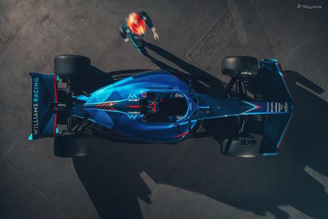 Escudería Williams presenta el FW44 para la temporada 2022