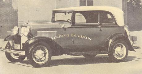 Ford modelo 18 con motor de 8 cilindros en V del año 1932 Ford modelo 18 con motor de 8 cilindros en V del año 1932