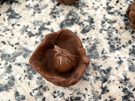 delikatissen nutella stuffed cookies nutella cookies home made cookies galletas rellenas de nutella galletas de chocolate galletas con pepitas de chocolate galletas caseras fáciles cookies de chocolate chocolate chip cookies  