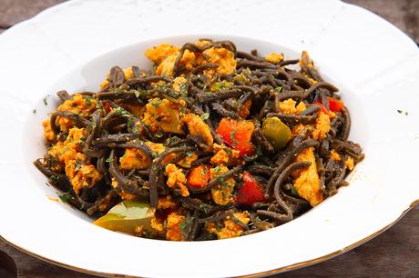 PASTA CON  BOLOÑESA DE TOFU