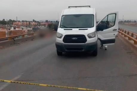 Abandonan cuerpo mutilado sobre Periférico y Avenida Salk