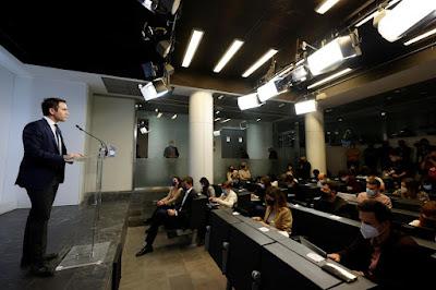 Guerra a muerte en el PP y ascenso de Vox.