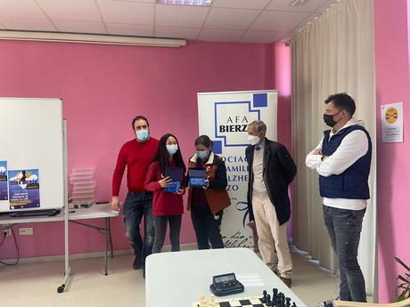 Alzheimer Bierzo entrega los Trofeos del Torneo Provincial de Ajedrez por Edades 2022 del Bierzo 3
