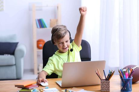 Programación como complemento de la educación tradicional para niños