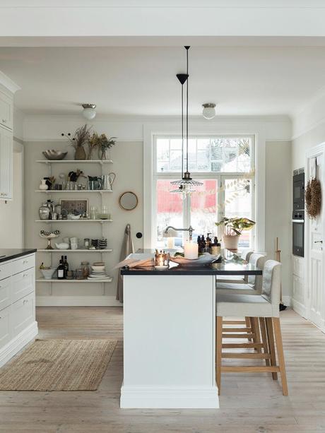 delikatissen villa escandinava de lujo swedish house interiors decoracion moderna decoración clásica classic scandinavian classic scandi villa casas suecas blancas casa típica sueca  