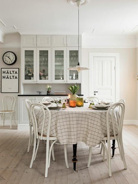 delikatissen villa escandinava de lujo swedish house interiors decoracion moderna decoración clásica classic scandinavian classic scandi villa casas suecas blancas casa típica sueca  